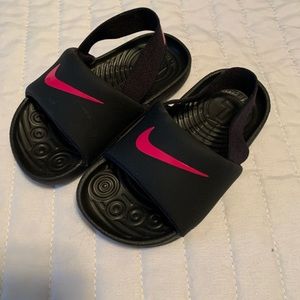 Nike slides